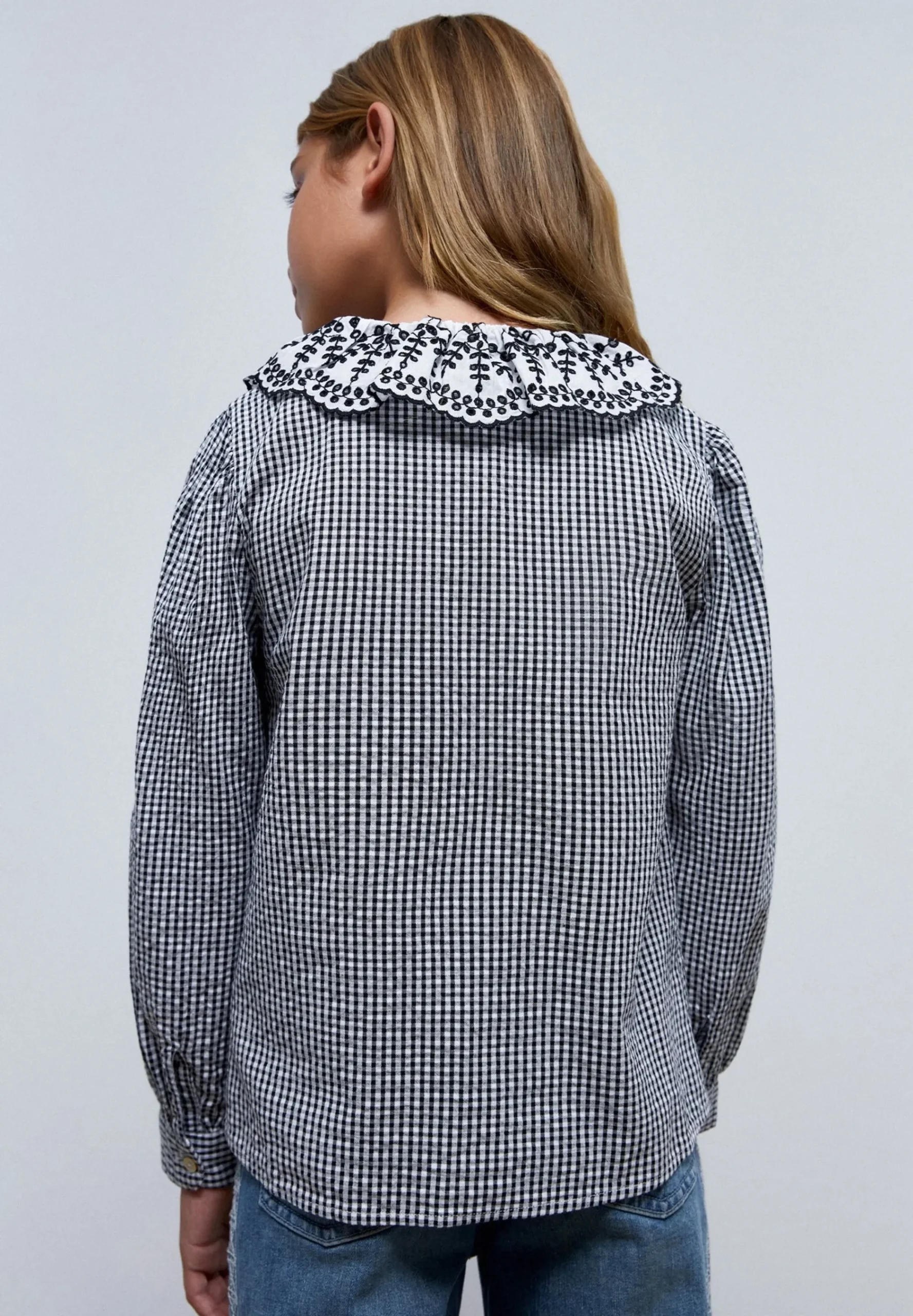 blusa_vichy_cuello_bordad_3.webp scalperscompany Blusa Vichy Cuello Bordado Suizo-Niños Camisas