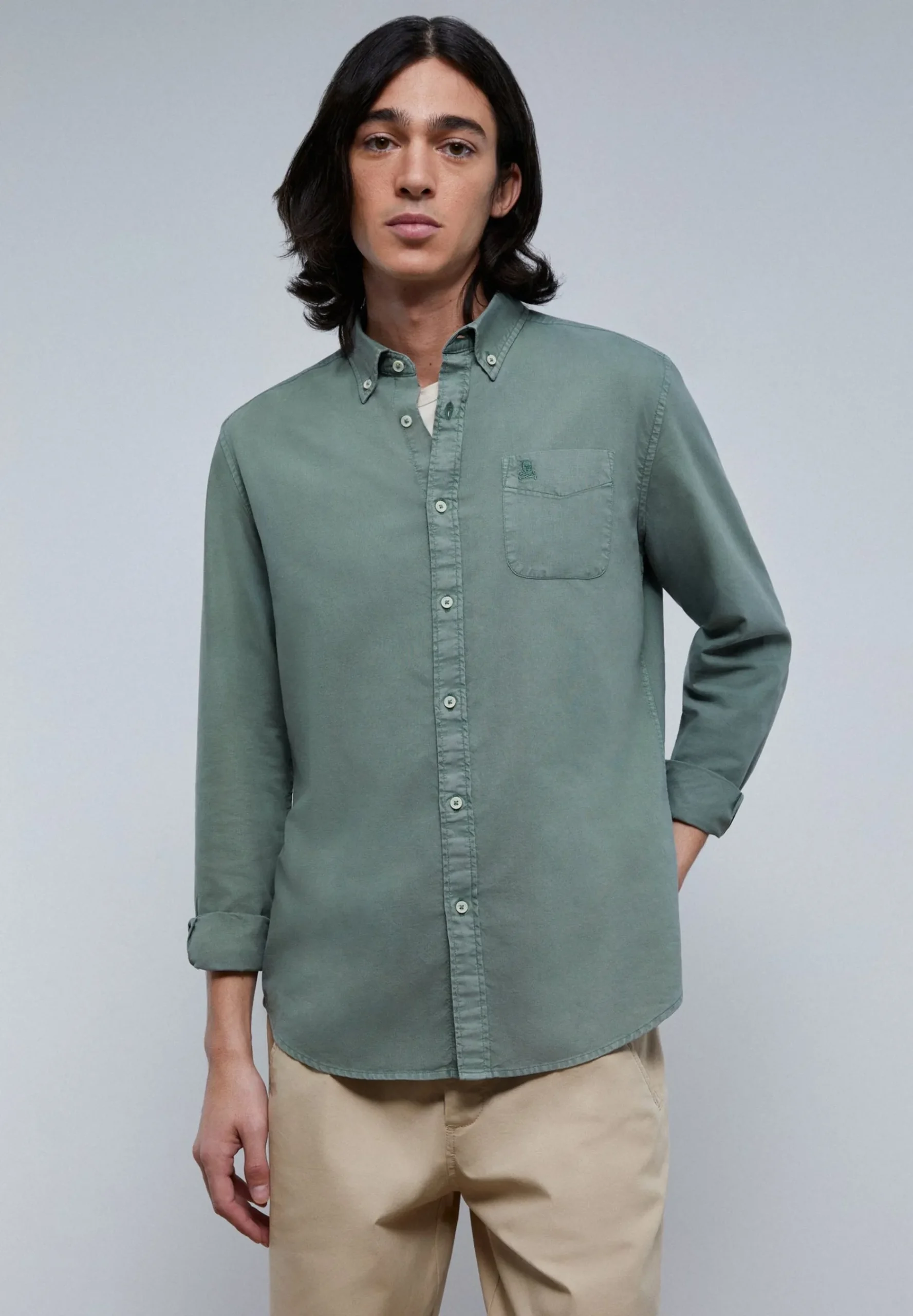 camisa_bolsillo_cuello_bo_1-1.webp scalperscompany Camisa Bolsillo Cuello Botones-Hombre Camisas