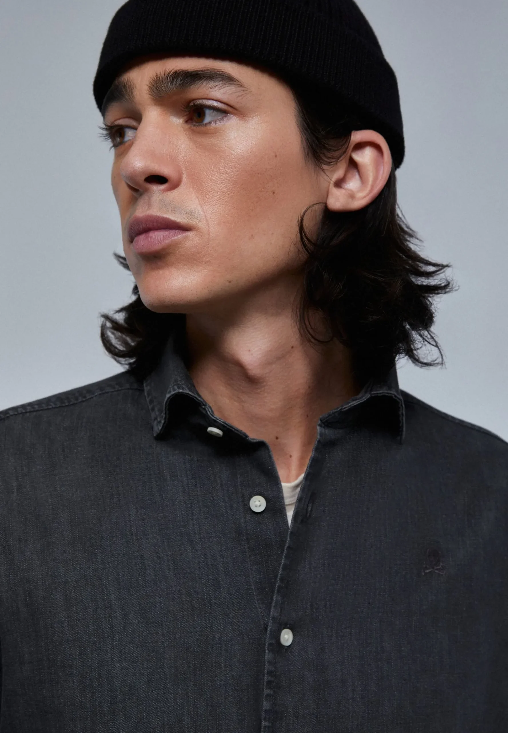 camisa_denim_lavada_calav_3-1.webp scalperscompany Camisa Denim Lavada Calavera Tono-Hombre Camisas