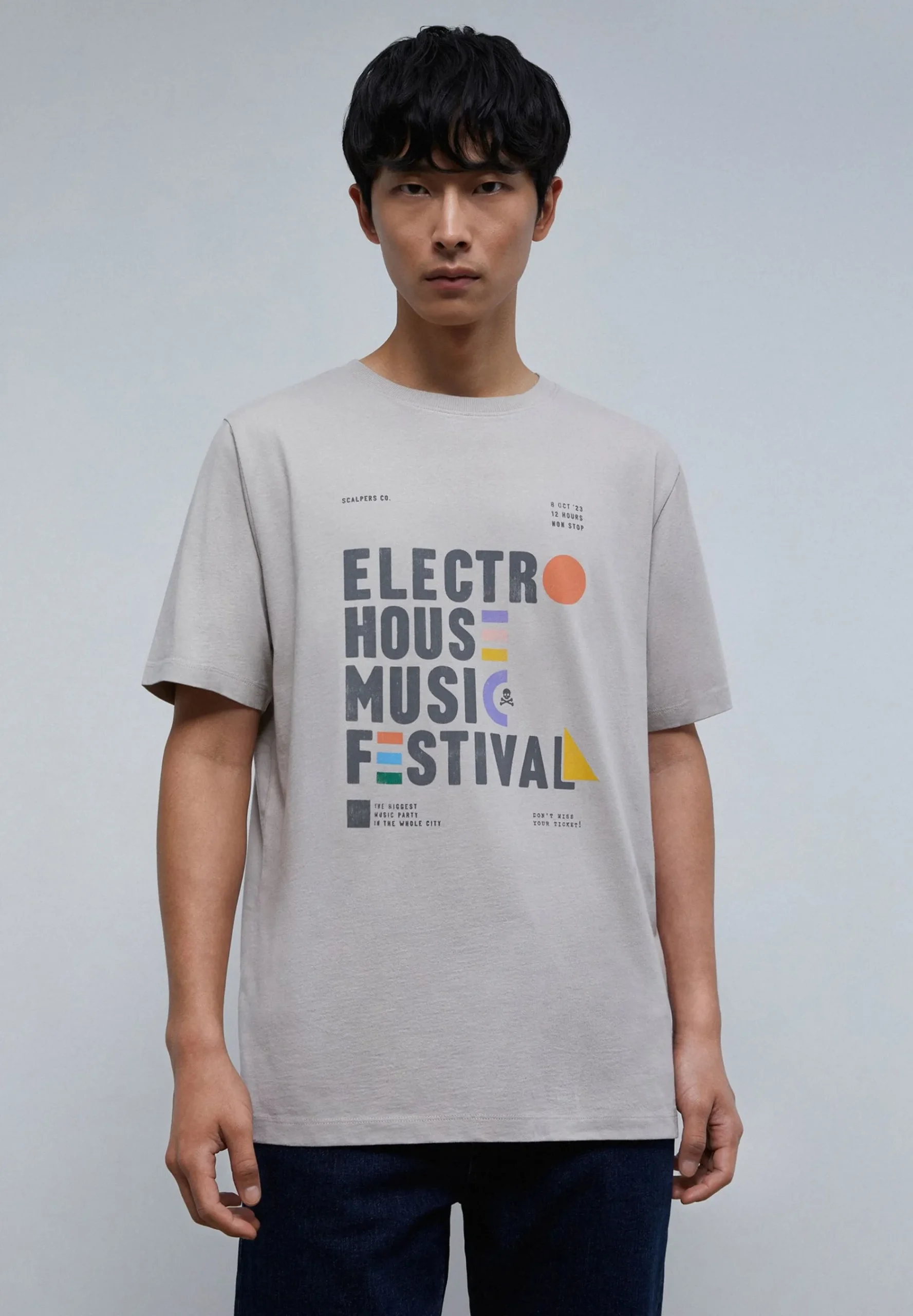 camiseta_lavada_print_fro_1.webp scalperscompany Camiseta Lavada Print Frontal Festival-Hombre Camisetas