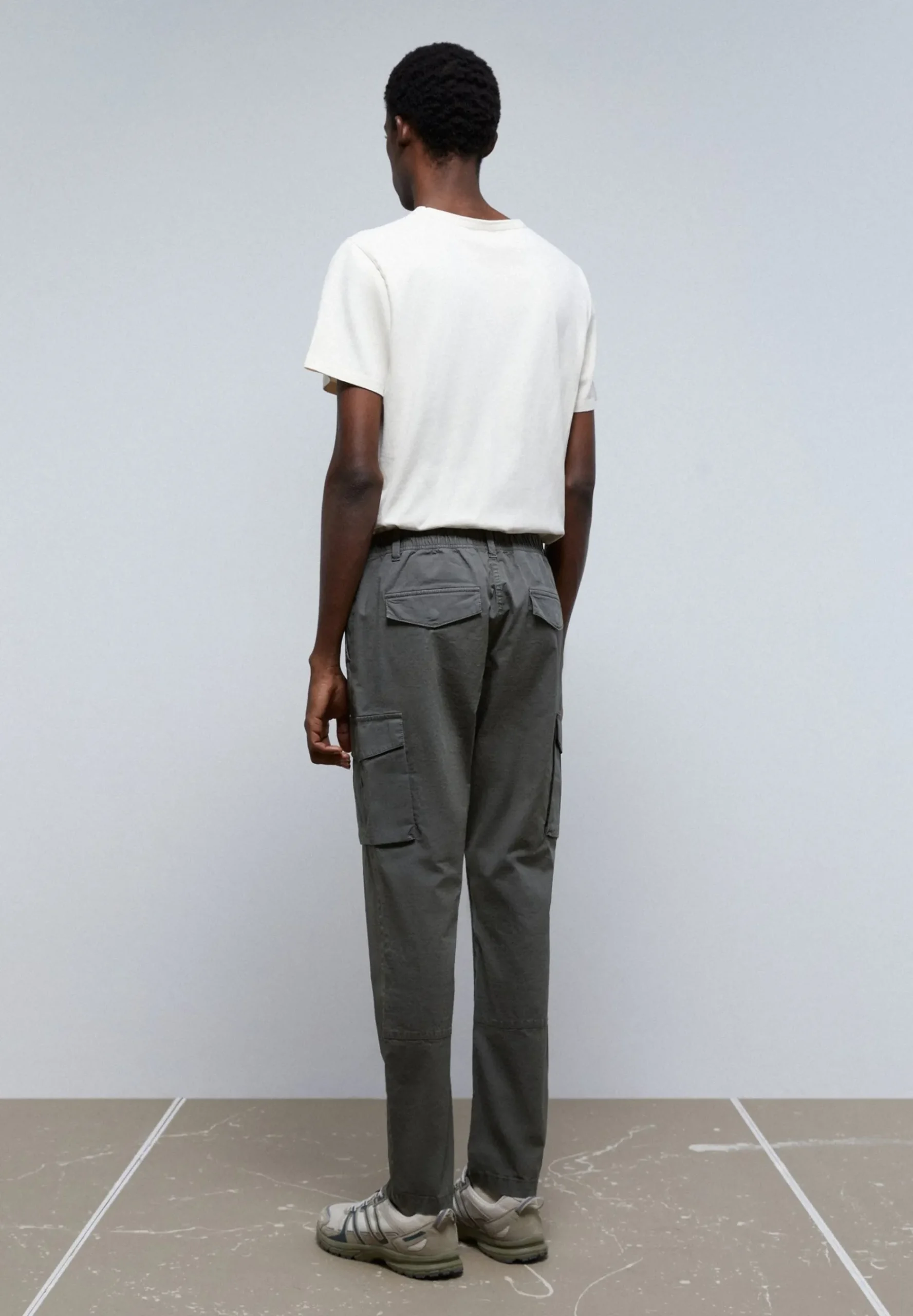 pantalon_cargo_ligero_4.webp scalperscompany Pantalon Cargo Ligero-Hombre Pantalones