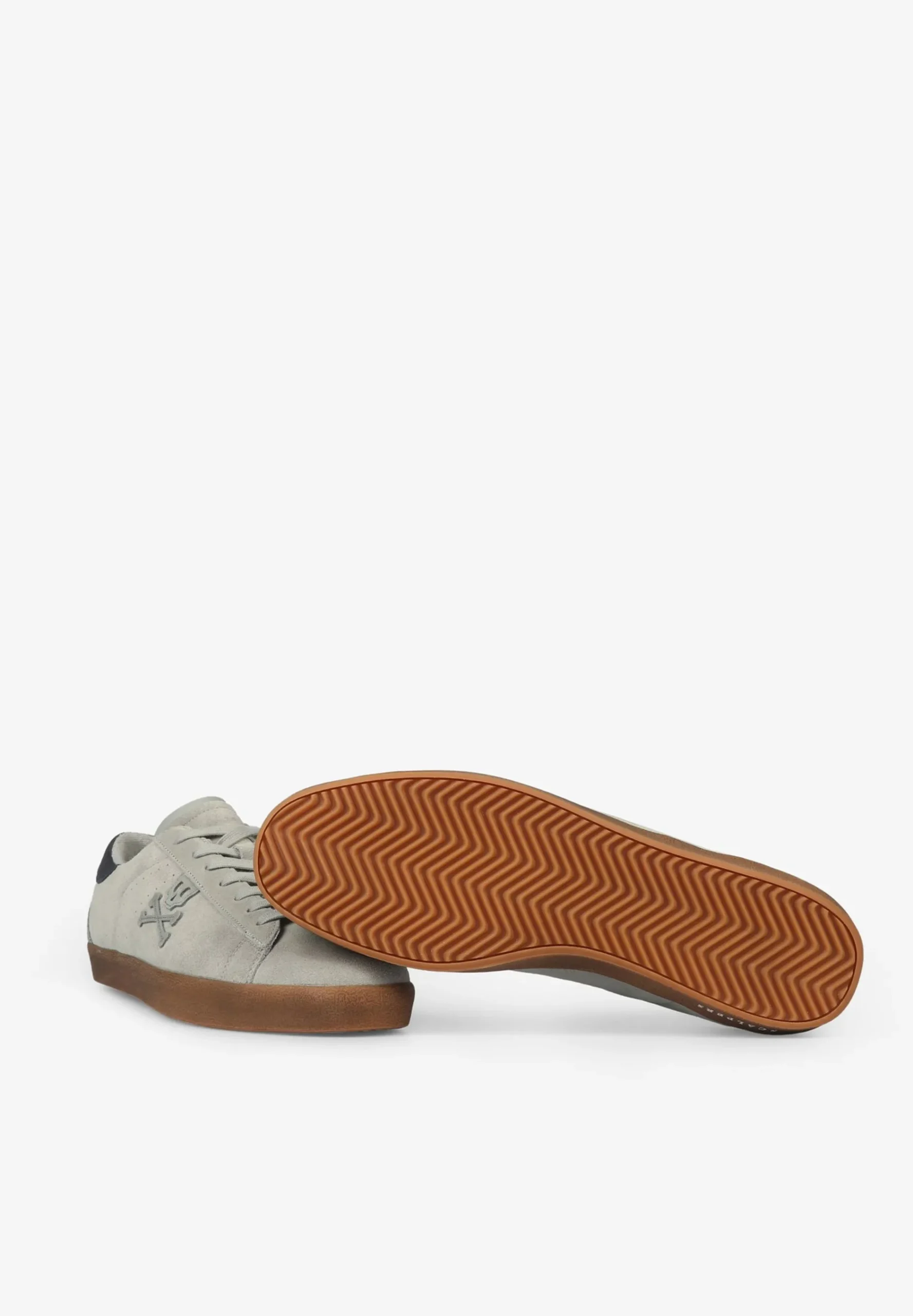 sneakers_bajas_ante_3.webp scalperscompany Sneakers Bajas Ante-Hombre Sneakers