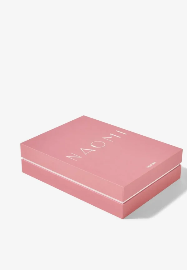 TASCHEN | Libro De Naomi-Hombre Mas Accesorios